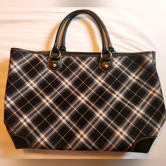 Burberry Handbags - Rare Vintage Burberry Blue Label Novacheck Shopper Tote